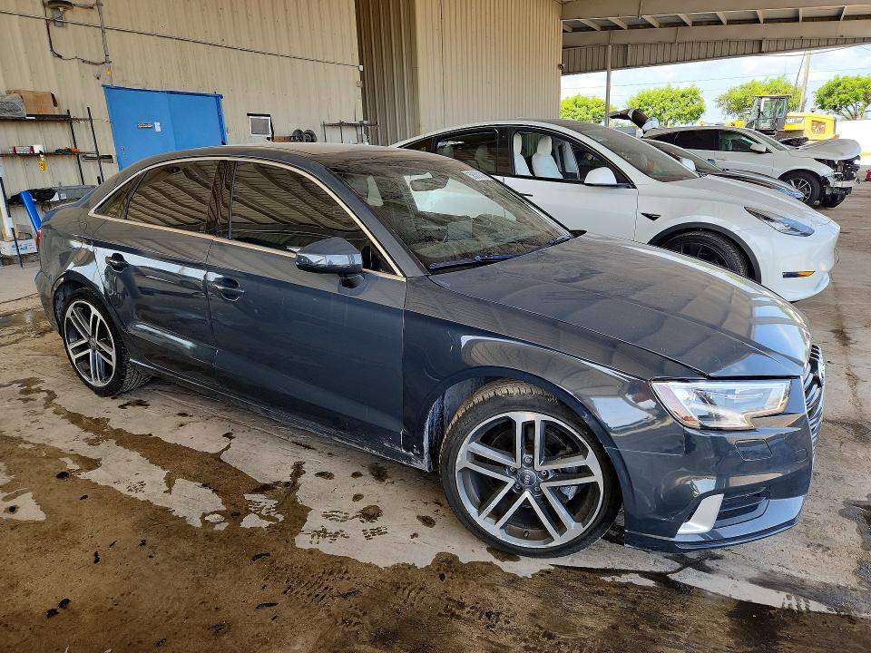 2019 Audi A3 მანქანა იყიდება აუქციონზე, vin: WAUAUGFF1K1014769, აუქციონის ნომერი: 58520396