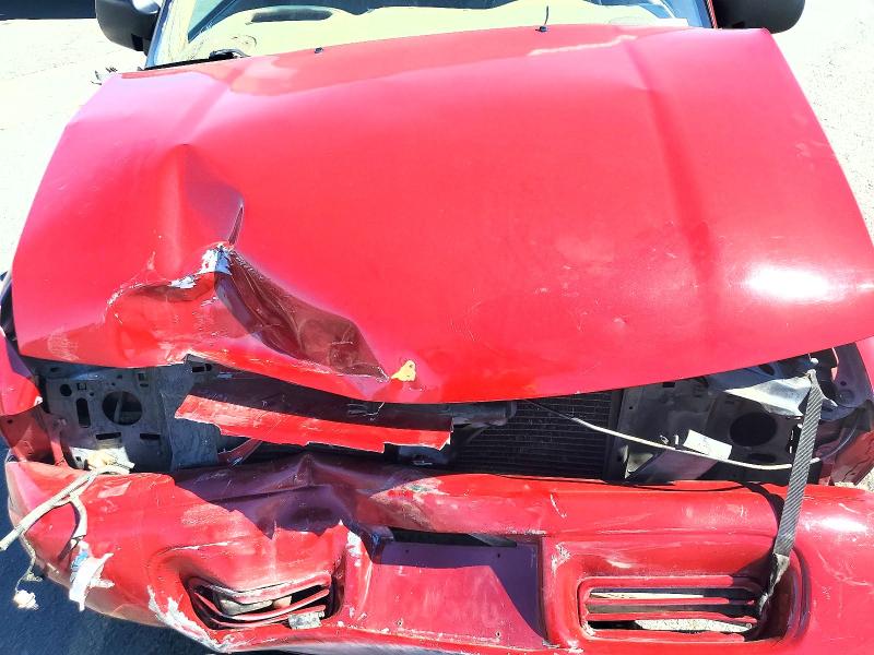 63047076 :رقم المزاد ، 1GTCS19W528219934 vin ، 2002 Gmc Sonoma مزاد بيع