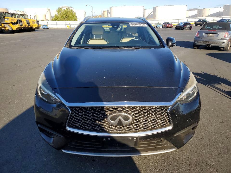 59745026 :رقم المزاد ، SJKCH5CP9KA007633 vin ، 2019 Infiniti Qx30 مزاد بيع