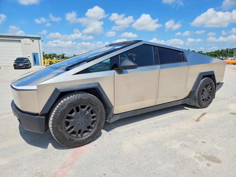 Продажа на аукционе авто 2024 Tesla Cybertruck, vin: 7G2CEHEE9RA026641, номер лота: 60189616