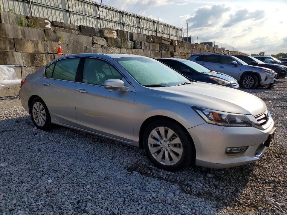 Продажа на аукционе авто 2013 Honda Accord, vin: 1HGCR2F85DA062524, номер лота: 62128726
