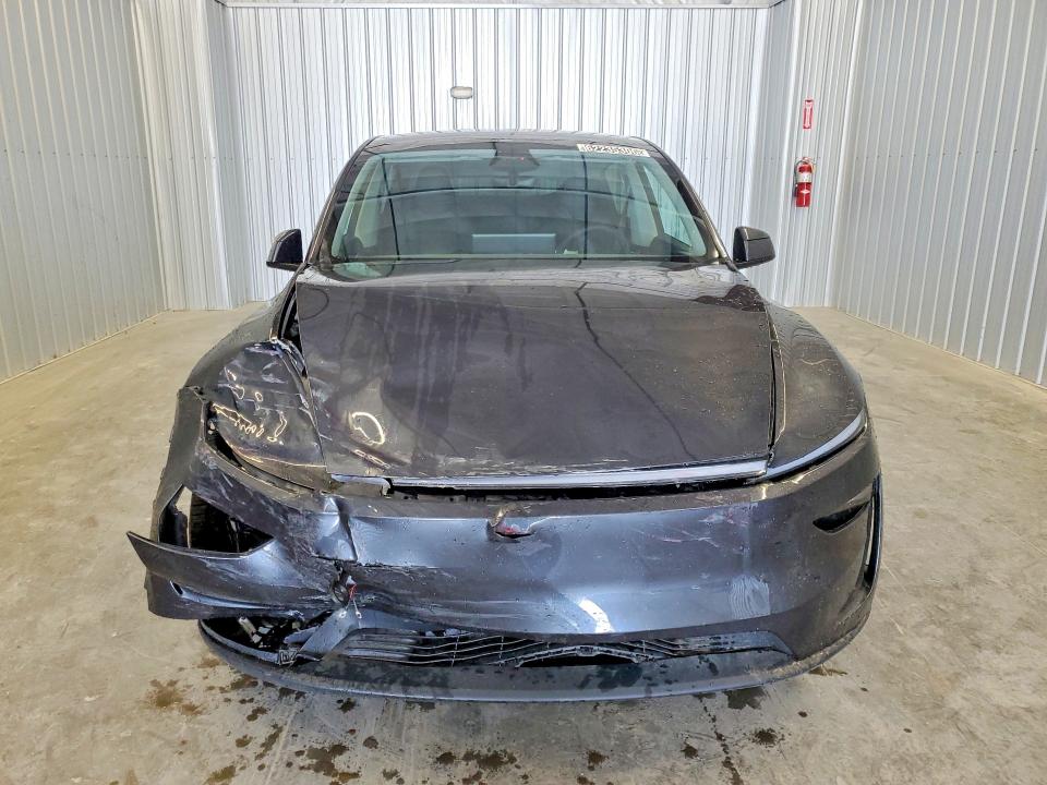62235306 :رقم المزاد ، 7SAYGDEE0TA431230 vin ، 2026 Tesla Model Y مزاد بيع