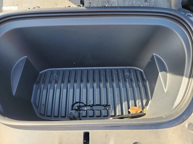 61353396 :رقم المزاد ، 7SAYGDEEXPF880620 vin ، 2023 Tesla Model Y مزاد بيع