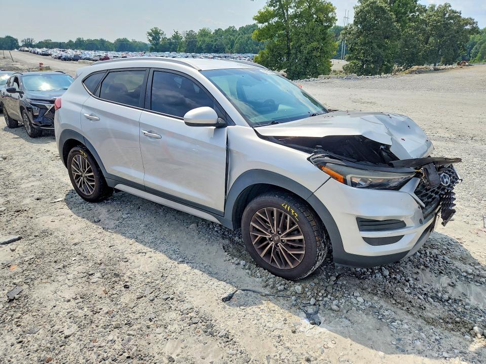 Продажа на аукционе авто 2019 Hyundai Tucson, vin: KM8J33ALXKU885868, номер лота: 62751346