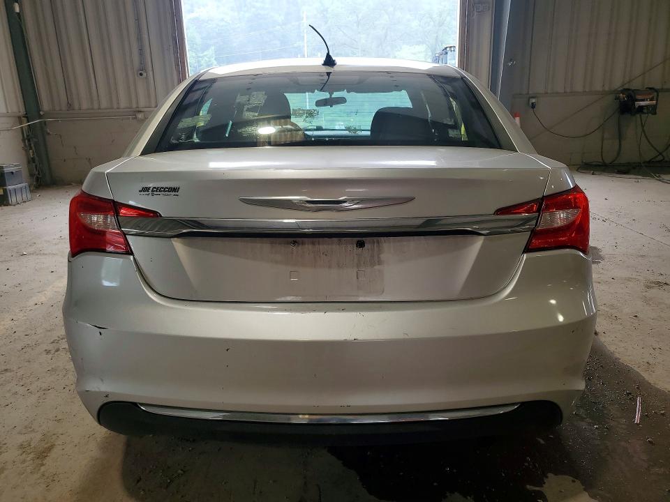 61665986 :رقم المزاد ، 1C3CCBBBXCN102111 vin ، 2012 Chrysler 200 مزاد بيع