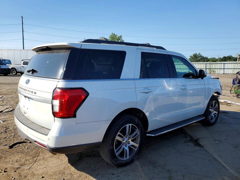61948716 :رقم المزاد ، 1FMJU1JT9NEA09633 vin ، 2022 Ford Expedition مزاد بيع