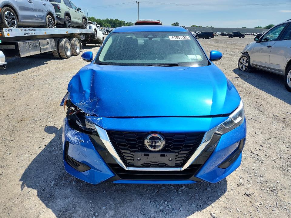 61531126 :رقم المزاد ، 3N1AB8CV0NY223191 vin ، 2022 Nissan Sentra مزاد بيع