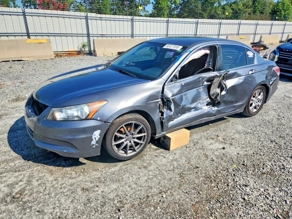 60427936 :رقم المزاد ، 1HGCP2F67CA201507 vin ، 2012 Honda Accord مزاد بيع