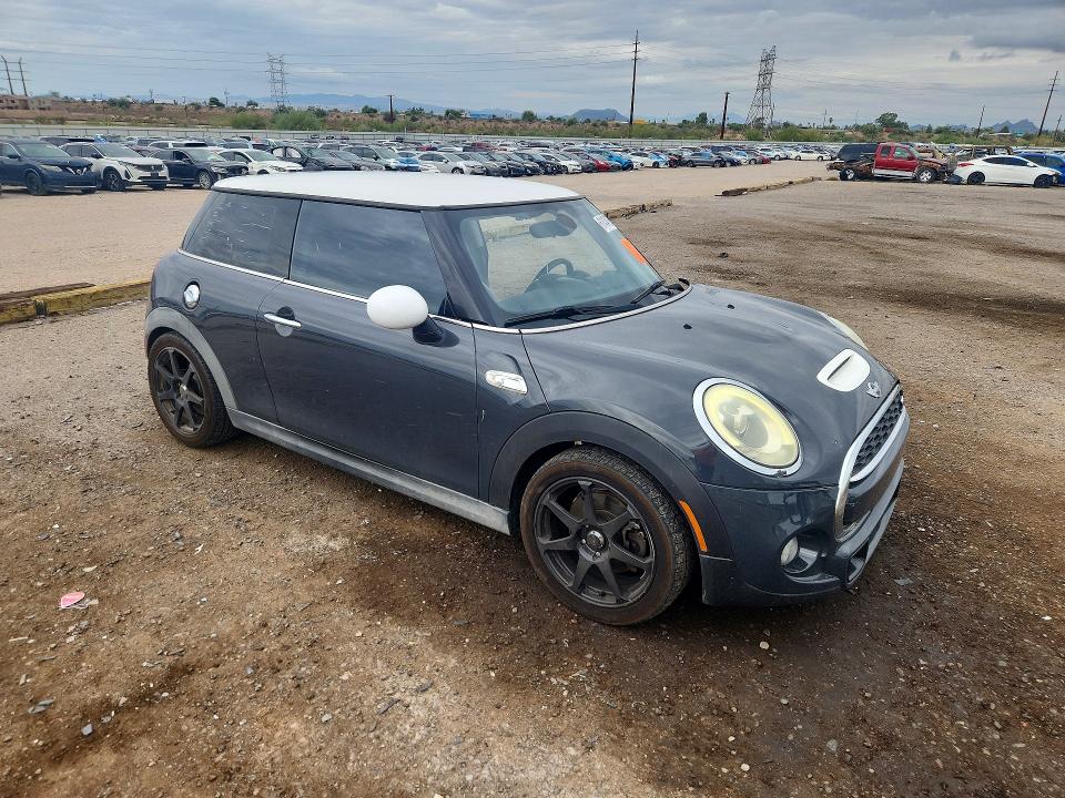 61434766 :رقم المزاد ، WMWXP7C55F2A33468 vin ، 2015 Mini Cooper مزاد بيع
