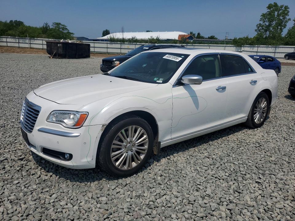 2013 Chrysler 300c მანქანა იყიდება აუქციონზე, vin: 2C3CCASG6DH529270, აუქციონის ნომერი: 60820956