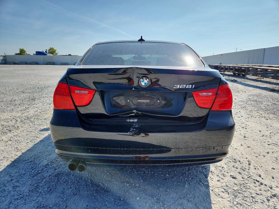 2011 Bmw 328 მანქანა იყიდება აუქციონზე, vin: WBAPK7G5XBNN78483, აუქციონის ნომერი: 60757206