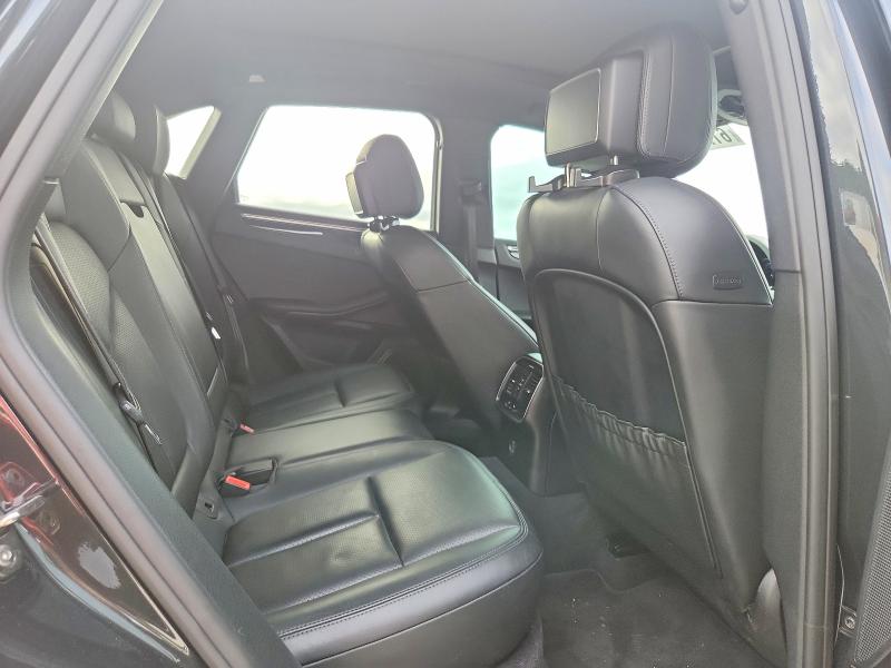 Aukcja sprzedaży 2017 Porsche Macan, vin: WP1AA2A52HLB02397, numer aukcji: 61774376