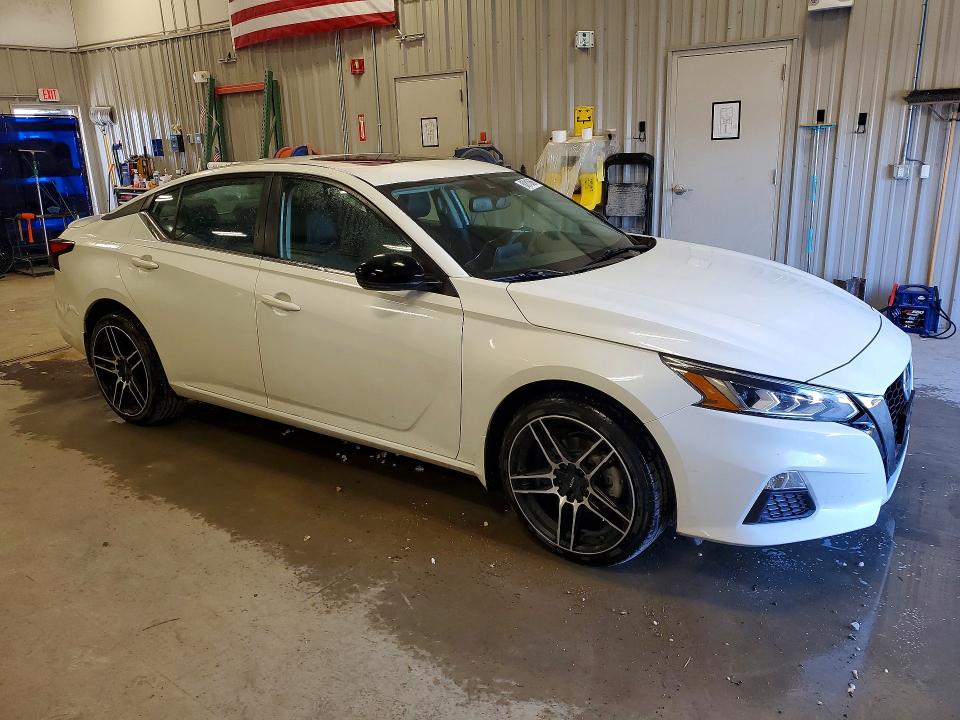 Продажа на аукционе авто 2021 Nissan Altima, vin: 1N4BL4CW5MN315950, номер лота: 60812686