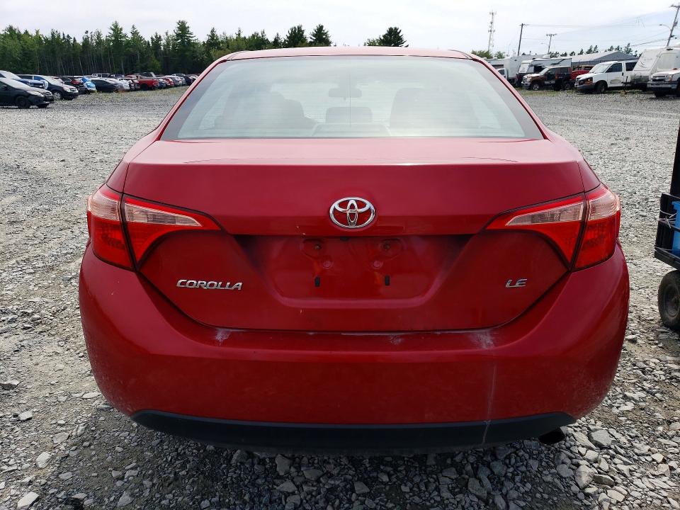 62549256 :رقم المزاد ، 2T1BURHE5HC876937 vin ، 2017 Toyota Corolla مزاد بيع