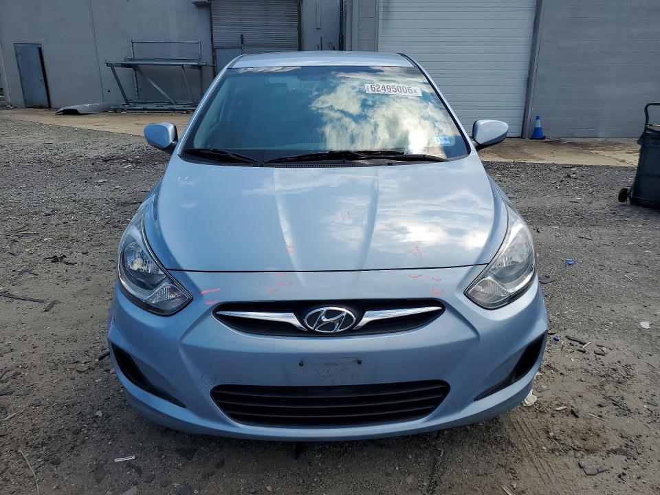 62495006 :رقم المزاد ، KMHCT5AEXDU114352 vin ، 2013 Hyundai Accent مزاد بيع