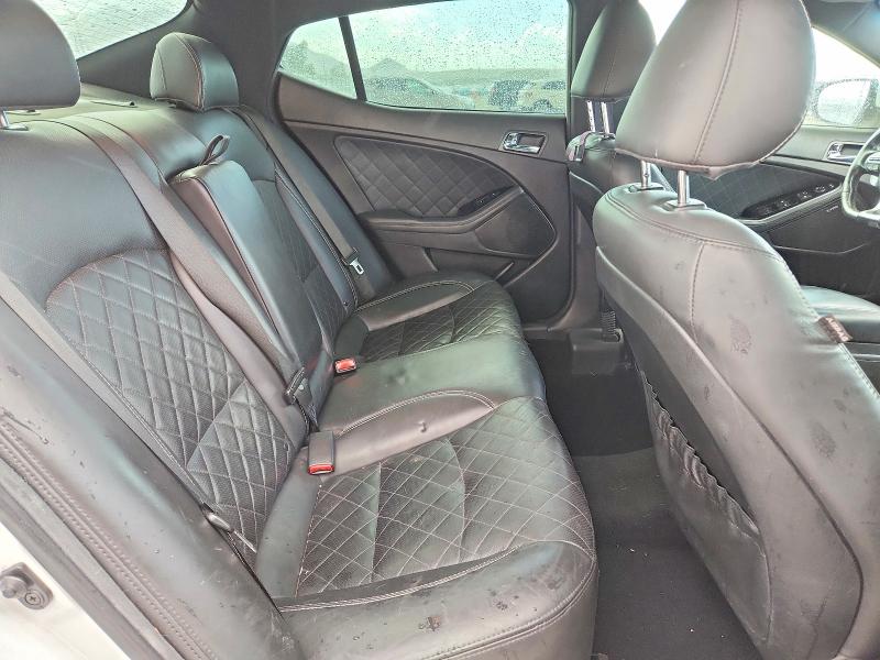 2015 Kia Optima მანქანა იყიდება აუქციონზე, vin: 5XXGR4A66FG445865, აუქციონის ნომერი: 62690586