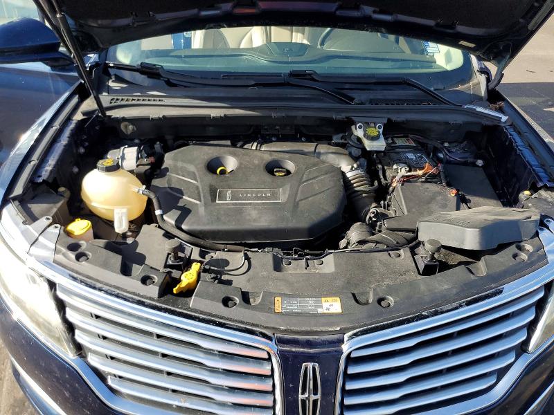 Продажа на аукционе авто 2017 Lincoln Mkc, vin: 5LMCJ1C90HUL49537, номер лота: 61040146