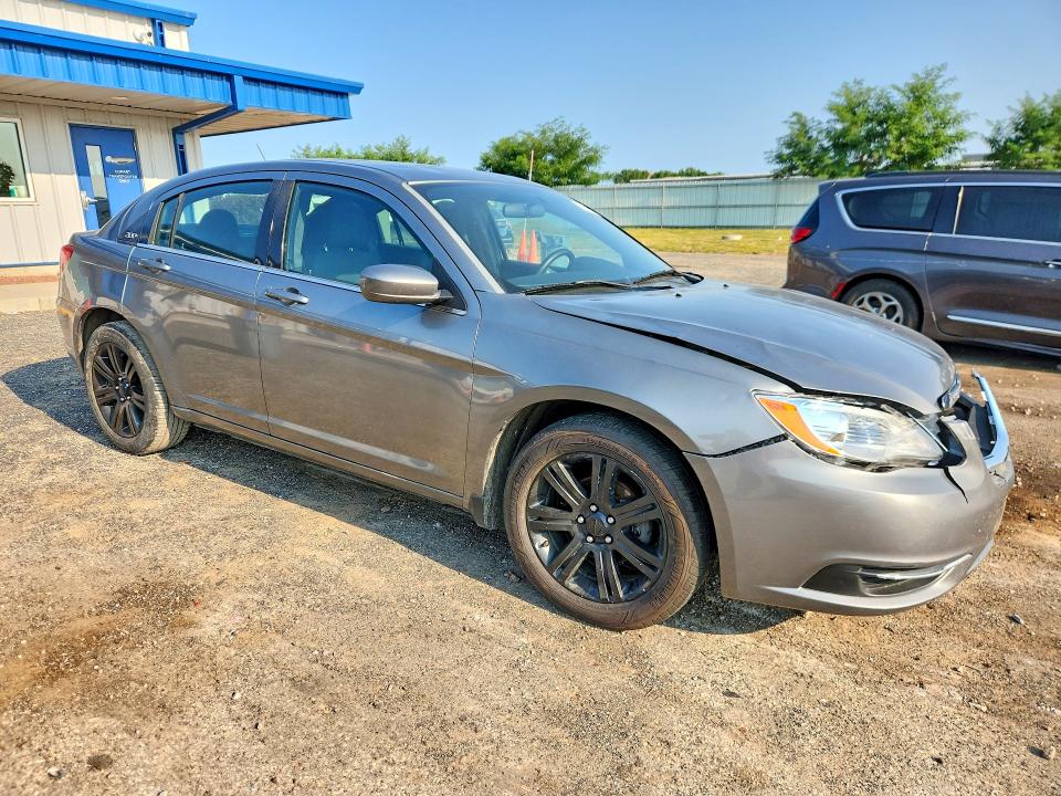 62919096 :رقم المزاد ، 1C3BC1FB0BN614619 vin ، 2011 Chrysler 200 مزاد بيع