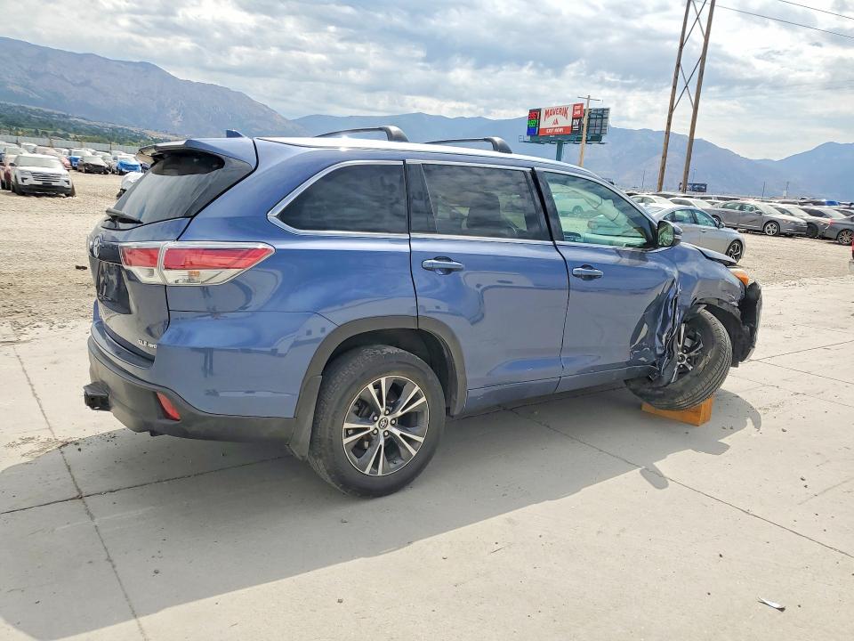 Aukcja sprzedaży 2016 Toyota Highlander, vin: 5TDJKRFH1GS323867, numer aukcji: 61730036