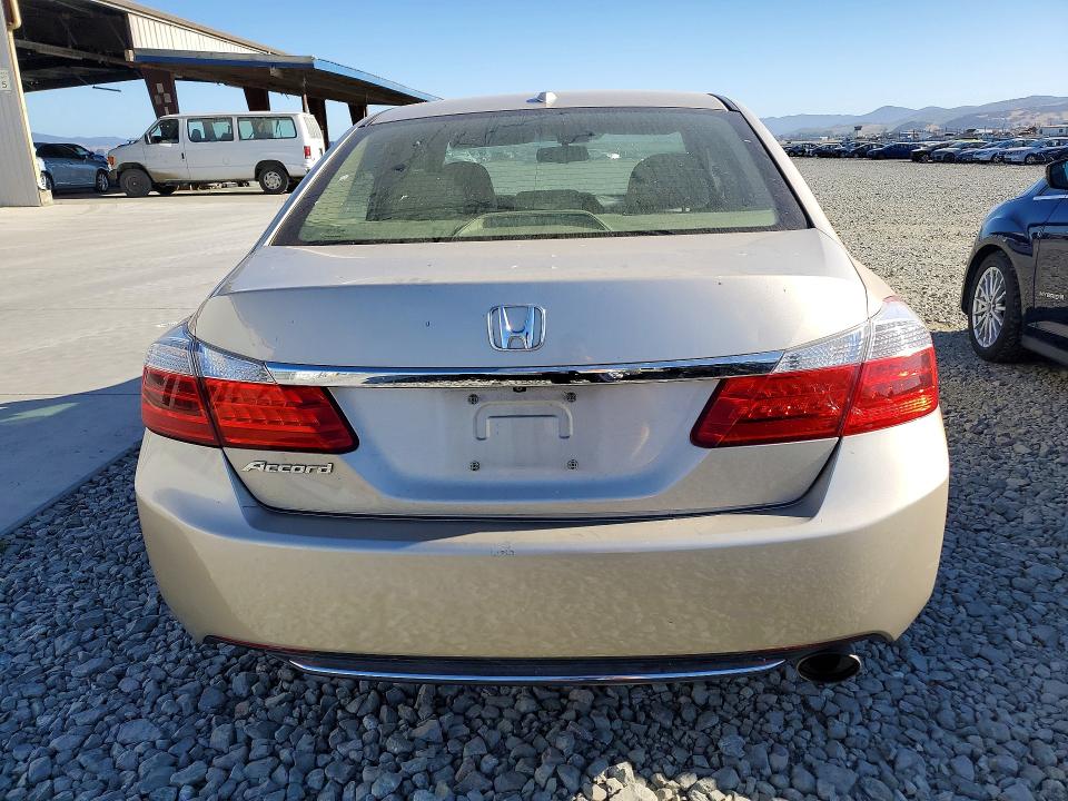 2014 Honda Accord მანქანა იყიდება აუქციონზე, vin: 1HGCR2F89EA104825, აუქციონის ნომერი: 61056456
