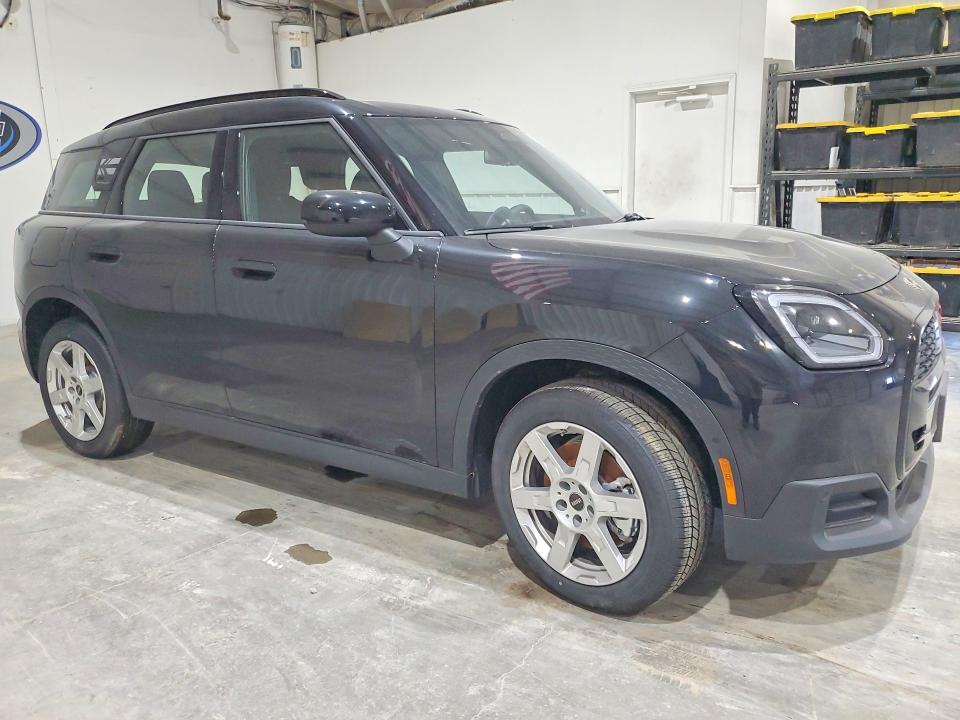 Продажа на аукционе авто 2027 Mini Countryman, vin: WMZ23GA03V7V53215, номер лота: 58769226