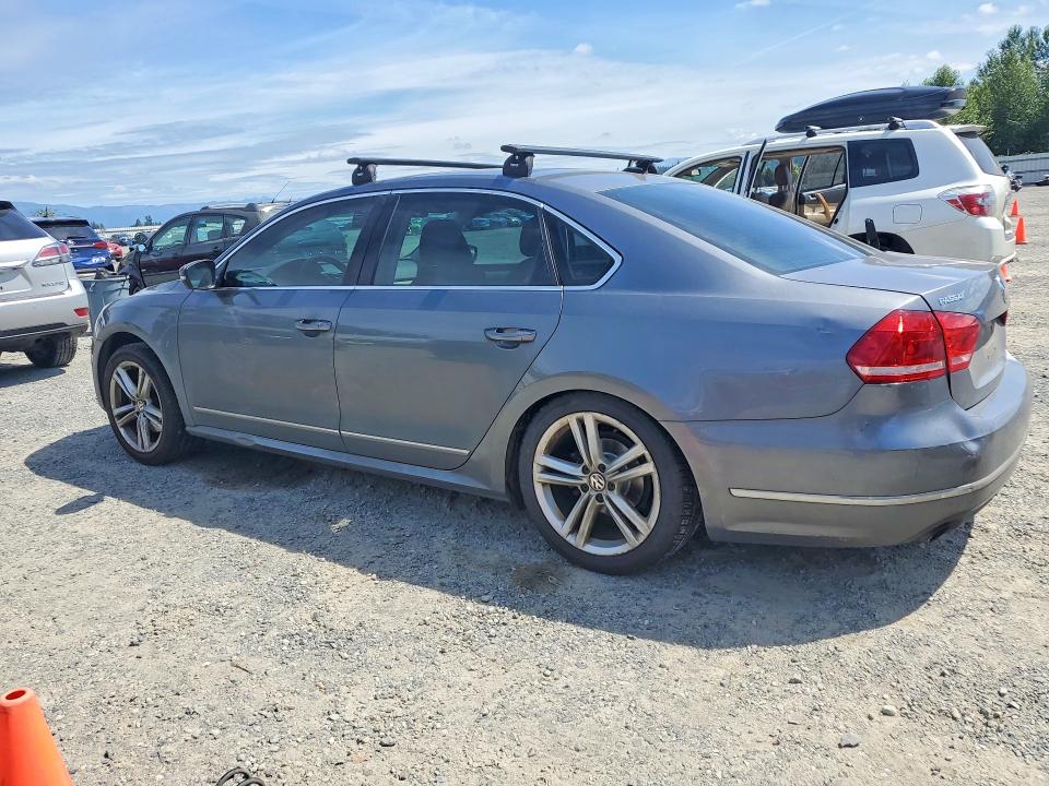 Продажа на аукционе авто 2015 Volkswagen Passat, vin: 1VWBT7A33FC059971, номер лота: 60312376