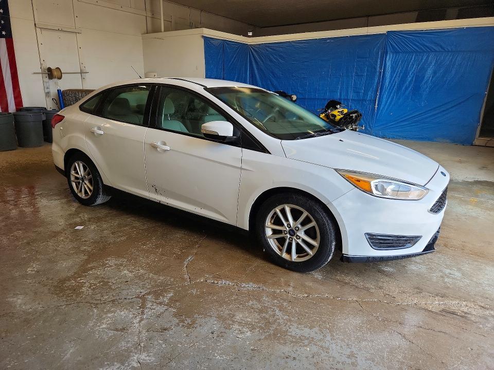Aukcja sprzedaży 2015 Ford Focus, vin: 1FADP3F21FL328810, numer aukcji: 61022696