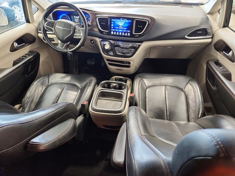 58395276 :رقم المزاد ، 2C4RC1BG1HR553644 vin ، 2017 Chrysler Pacifica مزاد بيع