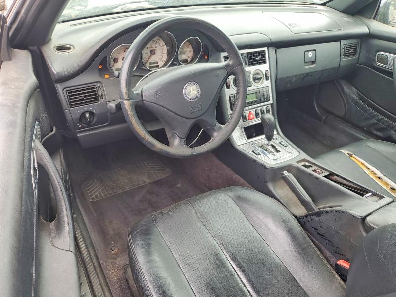 60718776 :رقم المزاد ، WDBKK49F81F179032 vin ، 2001 Mercedes-benz Slk مزاد بيع