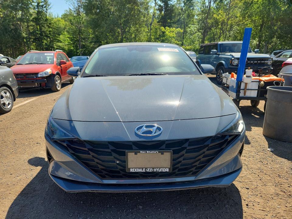 60447696 :رقم المزاد ، KMHLM4AJ7NU019978 vin ، 2022 Hyundai Elantra مزاد بيع