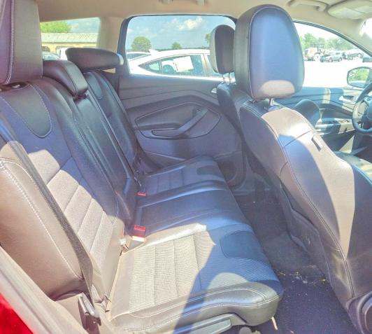 61738456 :رقم المزاد ، 1FMCU0GX4FUC21604 vin ، 2015 Ford Escape مزاد بيع