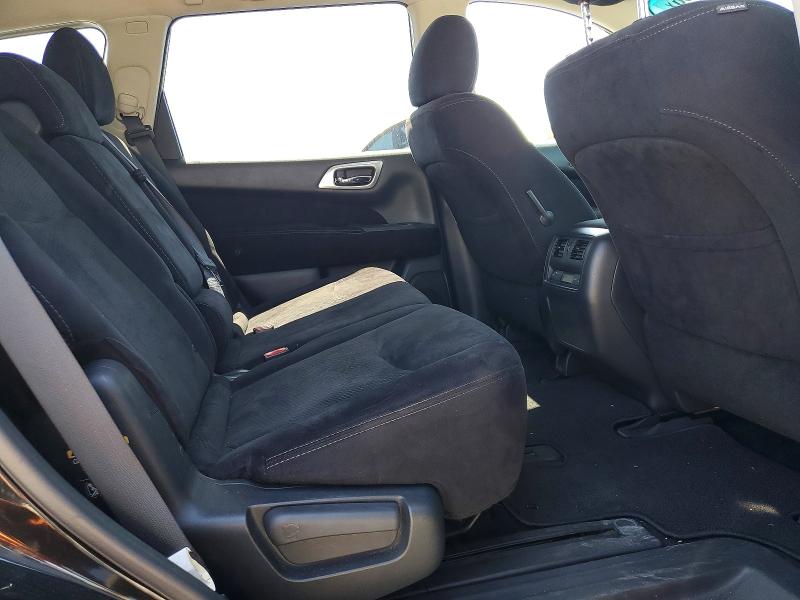 62472496 :رقم المزاد ، 5N1AR2MN6FC619054 vin ، 2015 Nissan Pathfinder مزاد بيع
