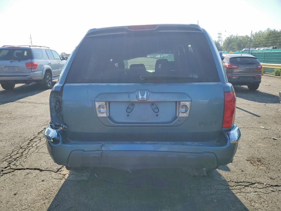 Продажа на аукционе авто 2005 Honda Pilot, vin: 2HKYF18515H507992, номер лота: 61805866