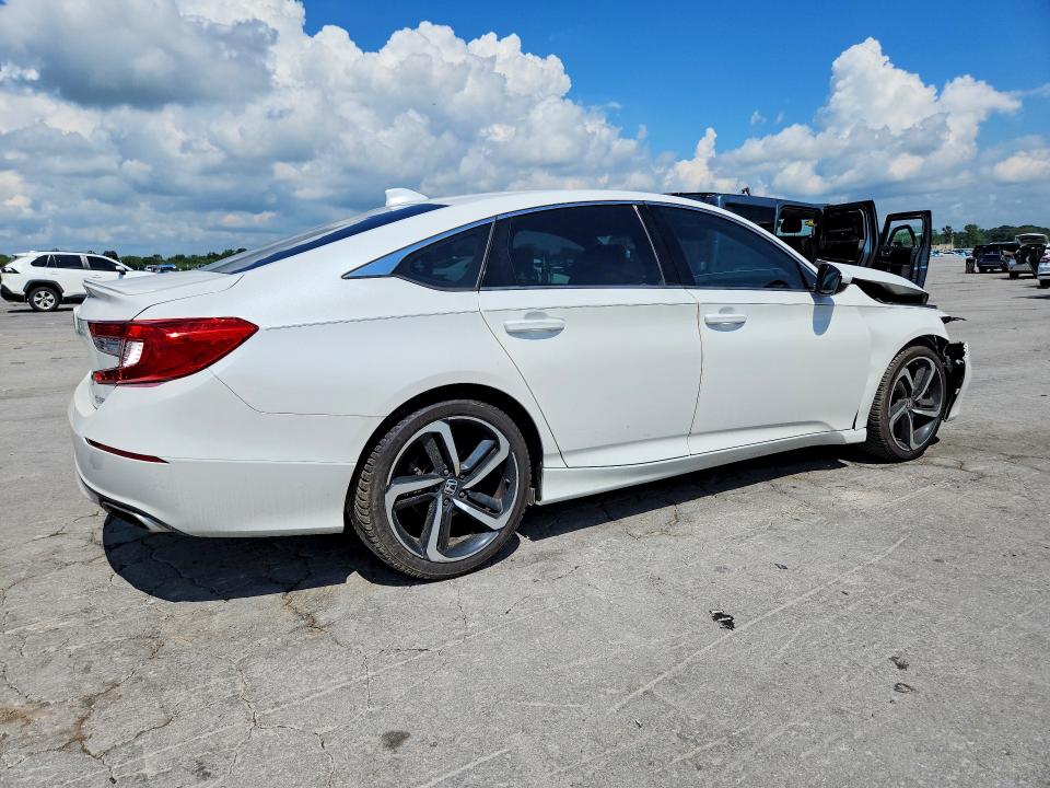 Auction sale of the 2020 Honda Accord, vin: 1HGCV1F37LA116320, lot number: 61703456