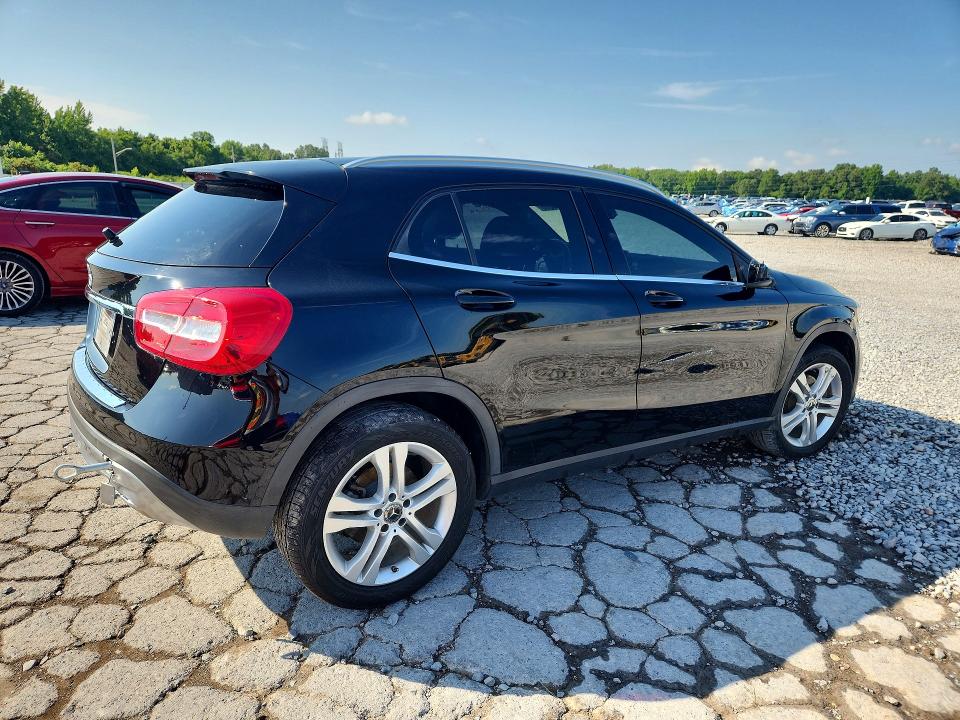 2017 Mercedes-benz Gla მანქანა იყიდება აუქციონზე, vin: WDCTG4EB4HJ344490, აუქციონის ნომერი: 59304666