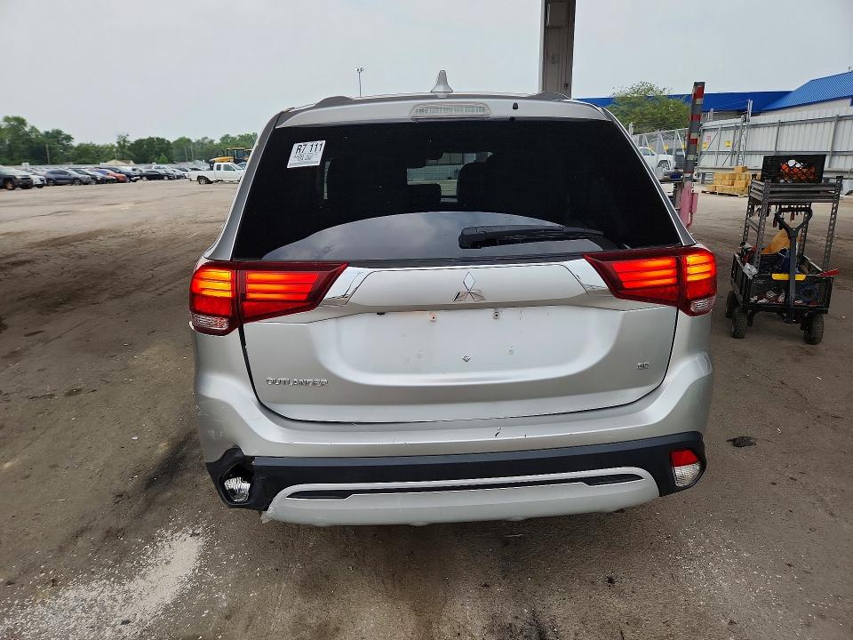Продаж на аукціоні авто 2020 Mitsubishi Outlander, vin: JA4AZ3A38LZ044178, номер лоту: 62937126