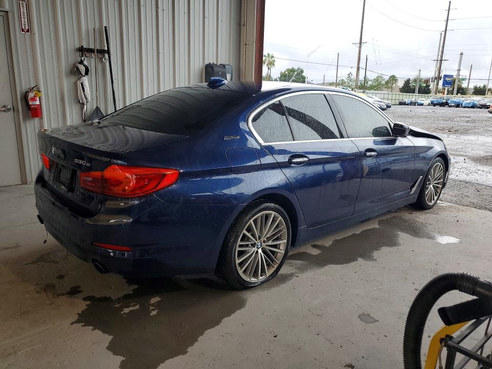 Продаж на аукціоні авто 2018 Bmw 530e, vin: WBAJA9C59JB033577, номер лоту: 61286226