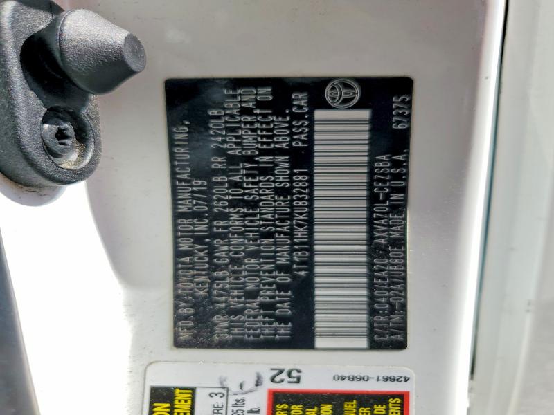 61786416 :رقم المزاد ، 4T1B11HK7KU832881 vin ، 2019 Toyota Camry مزاد بيع