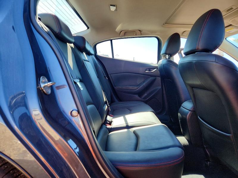 62516086 :رقم المزاد ، JM1BM1W39G1300306 vin ، 2016 Mazda 3 مزاد بيع