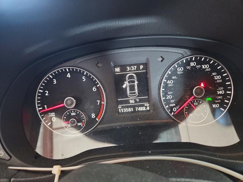 60641116 :رقم المزاد ، 1VWCT7A35FC037815 vin ، 2015 Volkswagen Passat مزاد بيع