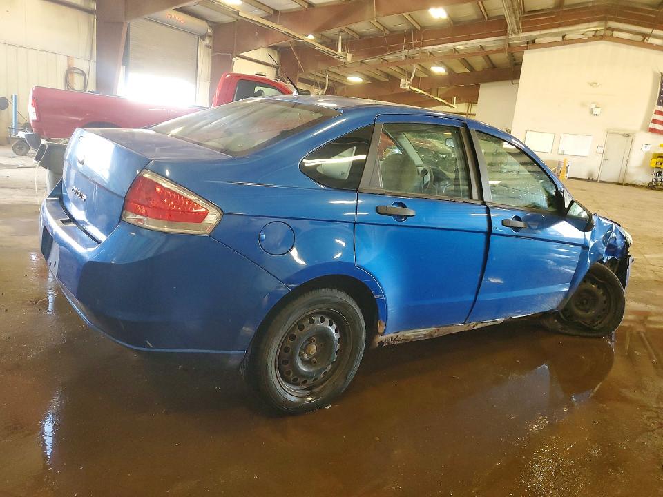 60684866 :رقم المزاد ، 1FAHP3EN0BW145596 vin ، 2011 Ford Focus مزاد بيع