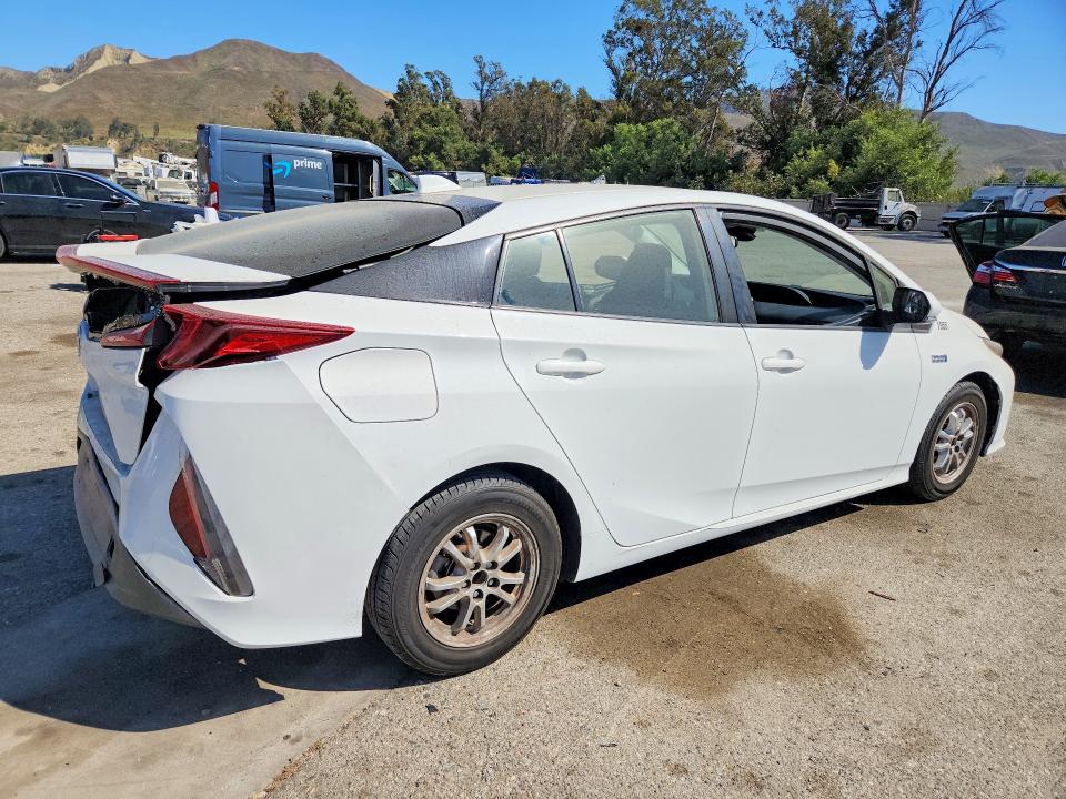 61699736 :رقم المزاد ، JTDKAMFPXM3178729 vin ، 2021 Toyota Prius Prime مزاد بيع