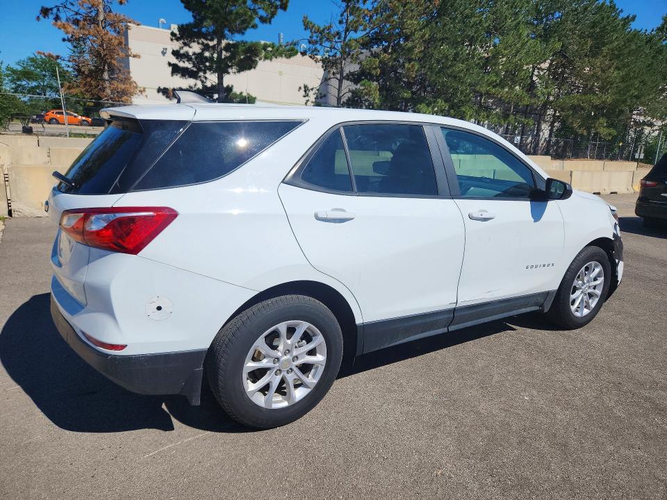 Продажа на аукционе авто 2020 Chevrolet Equinox, vin: 3GNAXHEVXLS527423, номер лота: 61196006