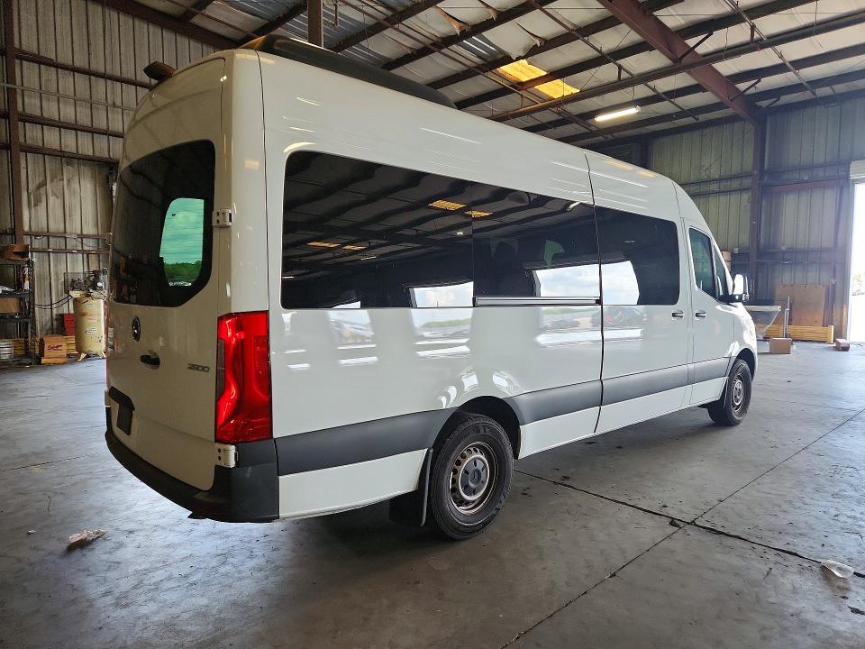 61572066 :رقم المزاد ، W1Z4KGHY6ST212229 vin ، 2025 Mercedes-benz Sprinter مزاد بيع
