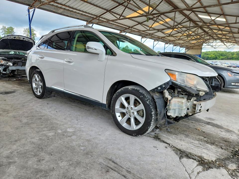 60984696 :رقم المزاد ، 2T2ZK1BA1BC052822 vin ، 2011 Lexus Rx مزاد بيع