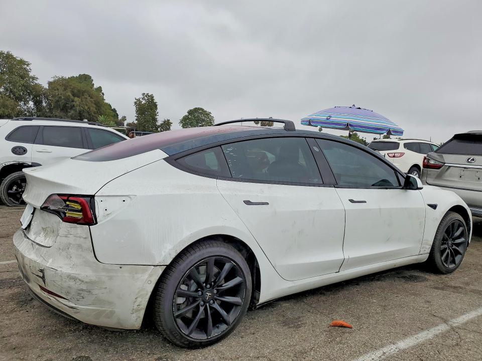 Продажа на аукционе авто 2018 Tesla Model 3, vin: 5YJ3E1EA8JF005813, номер лота: 59850426