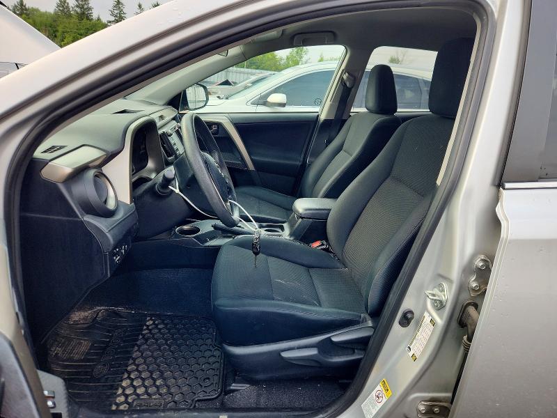 62760996 :رقم المزاد ، 2T3ZFREV7FW209626 vin ، 2015 Toyota Rav4 مزاد بيع