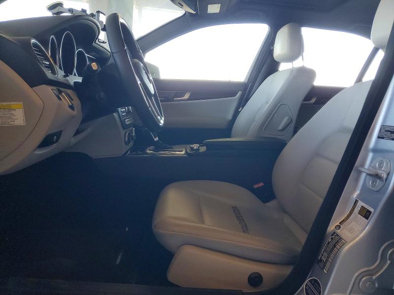 Продажа на аукционе авто 2013 Mercedes-benz C, vin: WDDGF4HB2DA873717, номер лота: 59847206