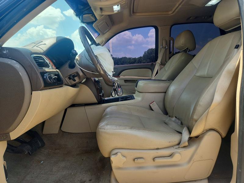2013 Chevrolet Tahoe მანქანა იყიდება აუქციონზე, vin: 1GNSCBE08DR377267, აუქციონის ნომერი: 61809236