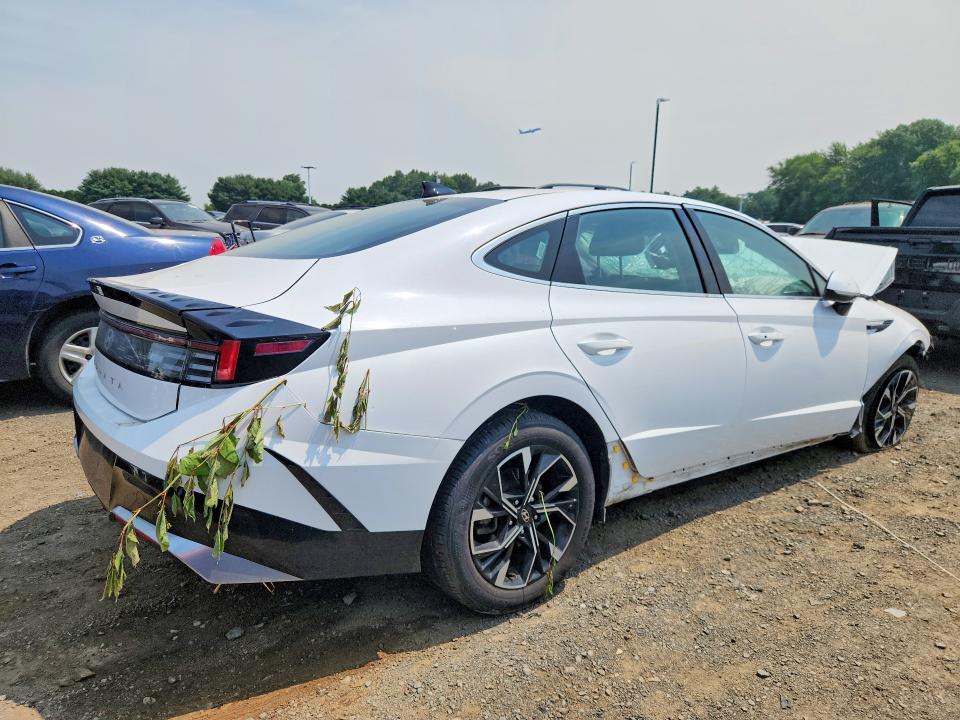 Продажа на аукционе авто 2025 Hyundai Sonata, vin: KMHL64JA2SA479802, номер лота: 61529936